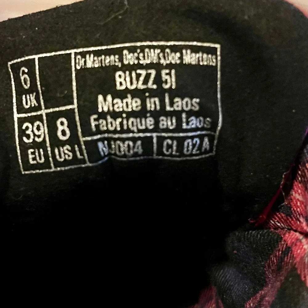 Dr Martens Buzz 5-Eye Milled Nubuck WP Shoes Fuchsia Pink Womens 8 Chunky Bex